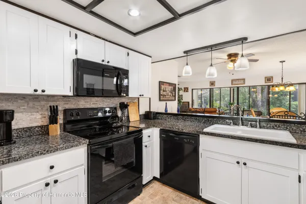Property Slideshow image 2 of 74 | 3105 lynx ln, Spring Hill, FL, 34606