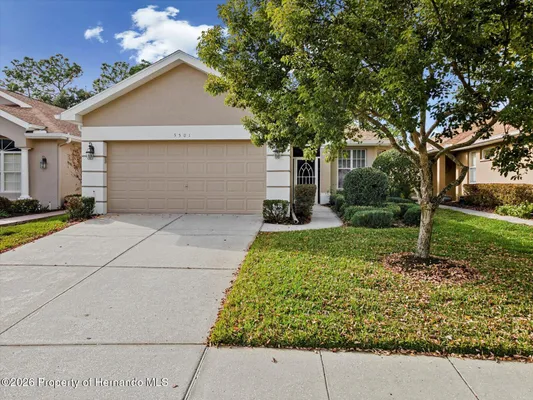 Property Slideshow image 2 of 62 | 5501 legend hills ln, Spring Hill, FL, 34609
