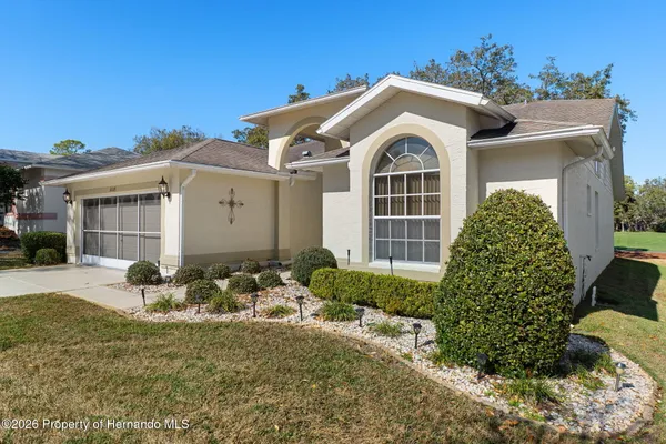 Property Slideshow image 3 of 83 | 8009 blue skies dr, Spring Hill, FL, 34606