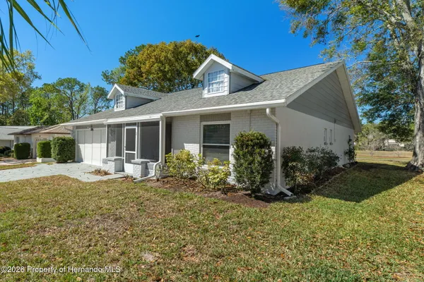 Property Slideshow image 2 of 73 | 6282 darien way, Spring Hill, FL, 34606