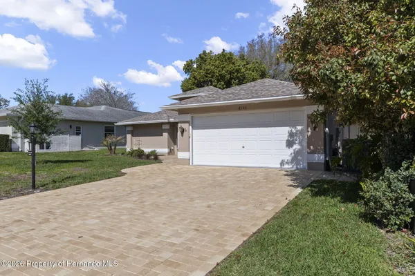 Property Slideshow image 3 of 97 | 8143 laurel green dr, Spring Hill, FL, 34606