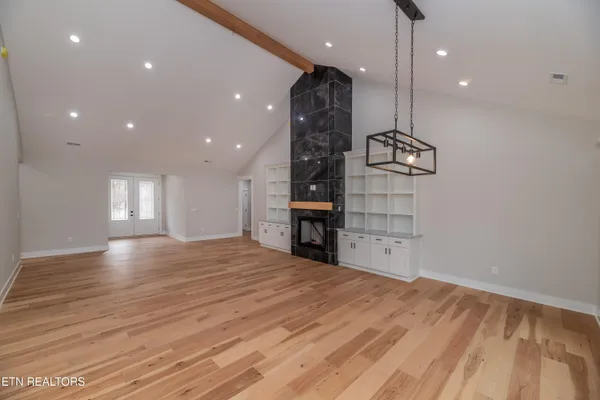 Property Slideshow image 3 of 49 | 328 nuhya ln, Loudon, TN, 37774