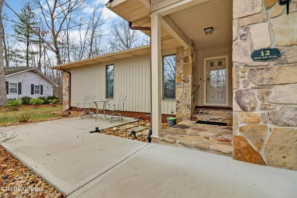 Property Slideshow image 3 of 50 | 12 black oak cir, Crossville, TN, 38558