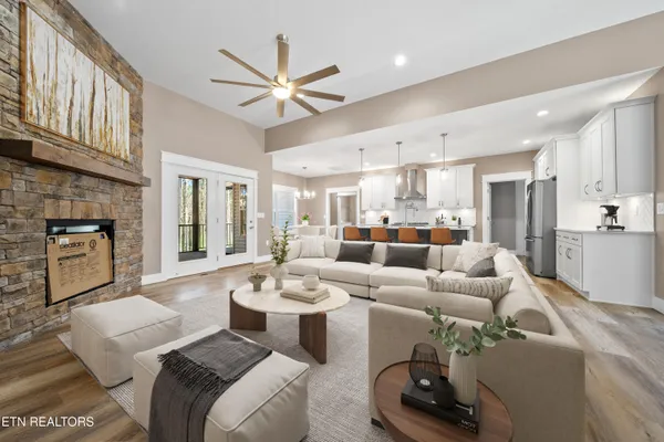 Property Slideshow image 2 of 42 | 214 cheeyo trce, Loudon, TN, 37774