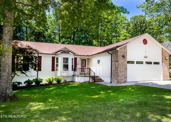Property Slideshow image 3 of 52 | 247 lakeview dr, Crossville, TN, 38558