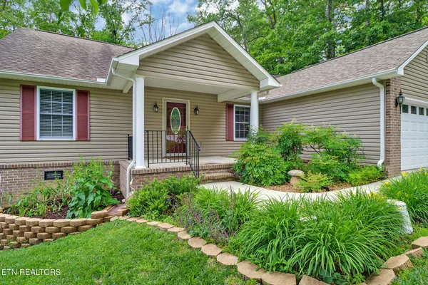 Property Slideshow image 3 of 25 | 348 lakeview dr, Fairfield Glade, TN, 38558