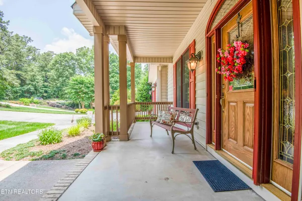 Property Slideshow image 3 of 45 | 308 tahlequah dr, Loudon, TN, 37774