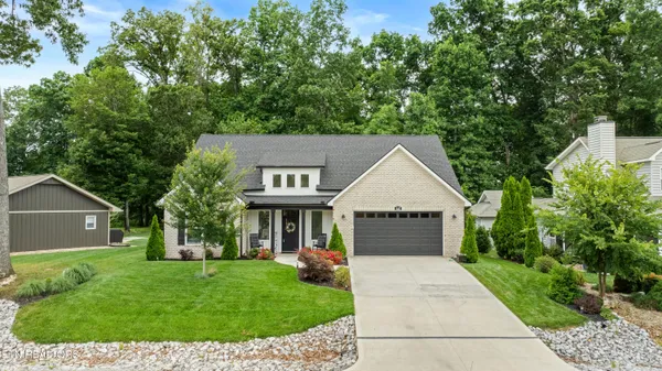 Property Slideshow image 2 of 39 | 119 yona way, Loudon, TN, 37774