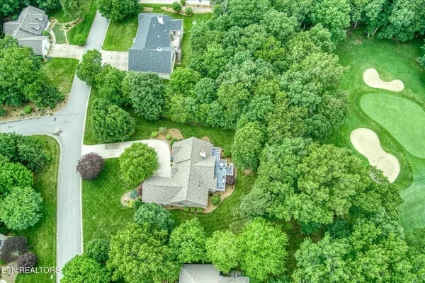 Property Slideshow image 2 of 47 | 21 lexham ct, Crossville, TN, 38558