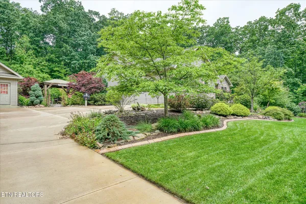 Property Slideshow image 2 of 60 | 130 folkstone rd, Crossville, TN, 38558