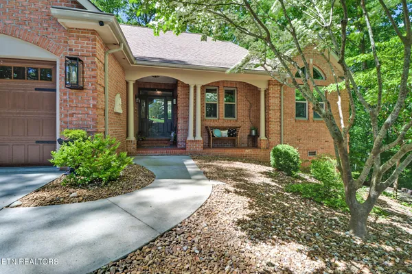 Property Slideshow image 3 of 60 | 15 quill ct, Crossville, TN, 38558