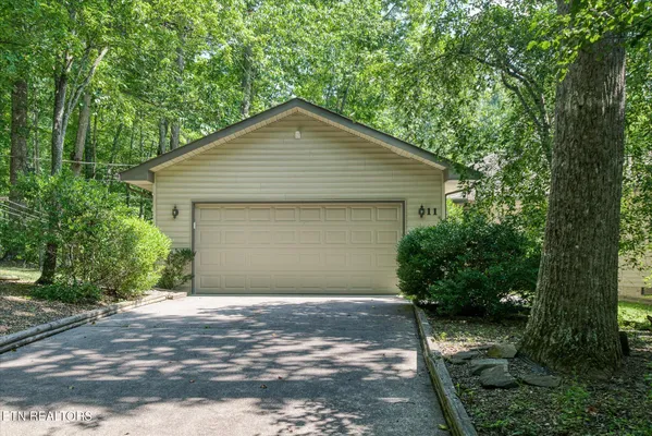 Property Slideshow image 3 of 52 | 11 londell ct, Crossville, TN, 38558