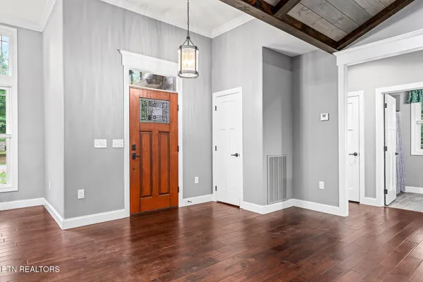 Property Slideshow image 3 of 27 | 120 kenwood dr, Crossville, TN, 38558