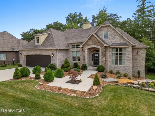 Property Slideshow image 3 of 38 | 10 inwood dr, Crossville, TN, 38558