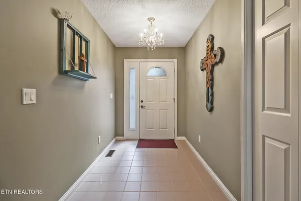 Property Slideshow image 3 of 52 | 37 clinebrook dr, Crossville, TN, 38558