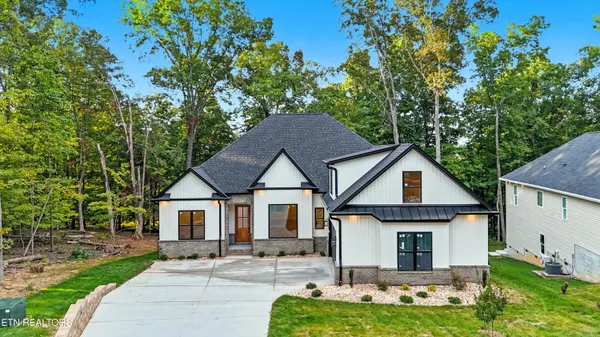 Property Slideshow image 3 of 50 | 238 gadusi way, Loudon, TN, 37774