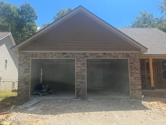 Property Slideshow image 3 of 36 | 382 st george dr, Crossville, TN, 38571