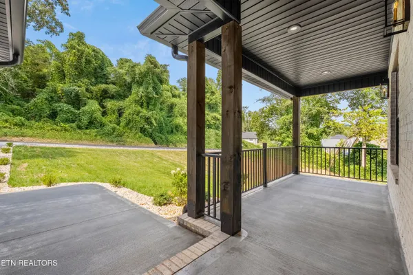 Property Slideshow image 3 of 46 | 118 nuhya way, Loudon, TN, 37774