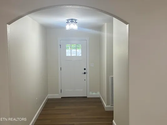 Property Slideshow image 3 of 35 | 233 albemarle cir, Crossville, TN, 38558