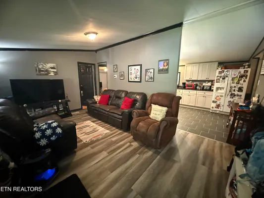 Property Slideshow image 2 of 27 | 247 dartmoor dr, Crossville, TN, 38558