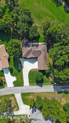 Property Slideshow image 3 of 44 | 102 bent oak ter, Crossville, TN, 38558