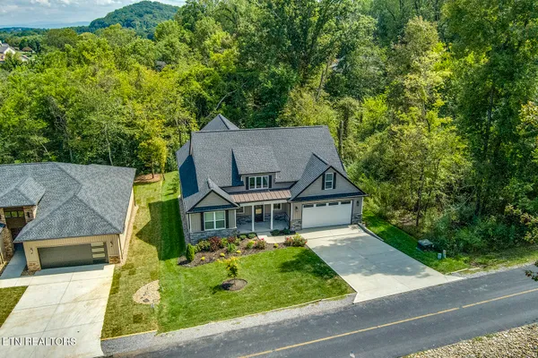 Property Slideshow image 2 of 61 | 310 dudala way, Loudon, TN, 37774