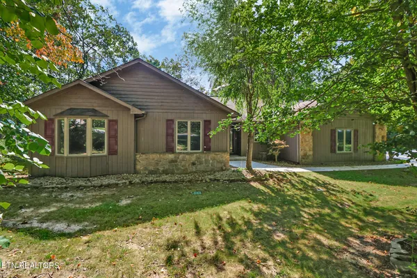 Property Slideshow image 2 of 39 | 101 walden ridge dr, Crossville, TN, 38558