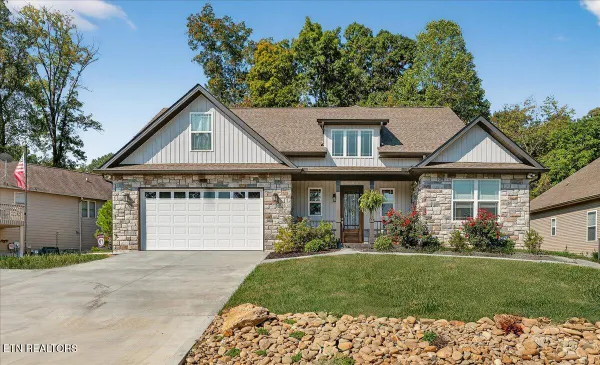 Property Slideshow image 3 of 47 | 297 dudala way, Loudon, TN, 37774