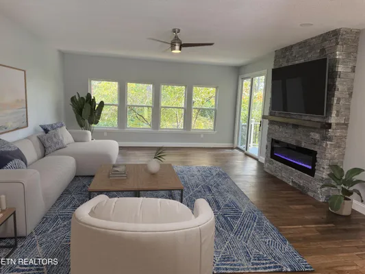 Property Slideshow image 2 of 37 | 100 quapaw cir, Loudon, TN, 37774