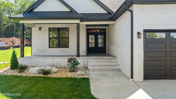 Property Slideshow image 3 of 45 | 117 inagehi way, Loudon, TN, 37774