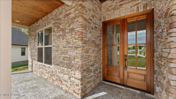 Property Slideshow image 3 of 49 | 131 utsesti ln, Loudon, TN, 37774