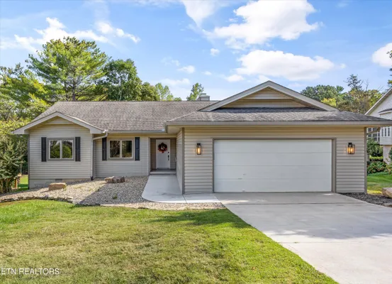 Property Slideshow image 2 of 44 | 146 talah way, Loudon, TN, 37774