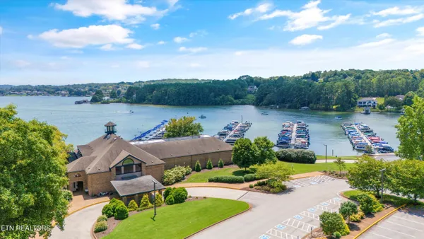 Property Slideshow image 3 of 44 | 146 talah way, Loudon, TN, 37774