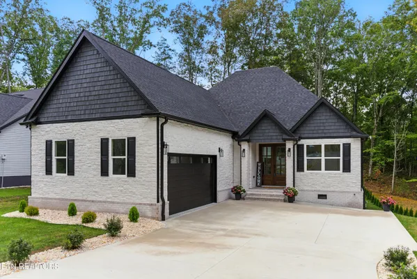 Property Slideshow image 3 of 51 | 256 elohi way, Loudon, TN, 37774