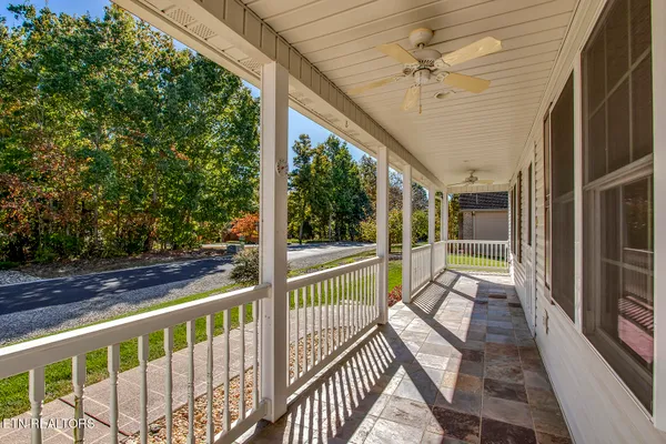 Property Slideshow image 2 of 55 | 107 skiatook way, Loudon, TN, 37774