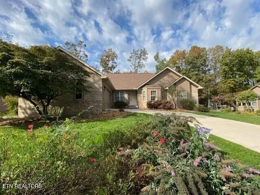 Property Slideshow image 3 of 40 | 116 huntington dr, Fairfield Glade, TN, 38558