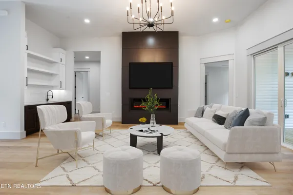 Property Slideshow image 3 of 27 | 125 ogana way, Loudon, TN, 37774