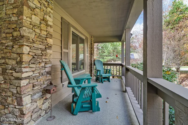 Property Slideshow image 3 of 53 | 17 forest hill ct, Crossville, TN, 38558