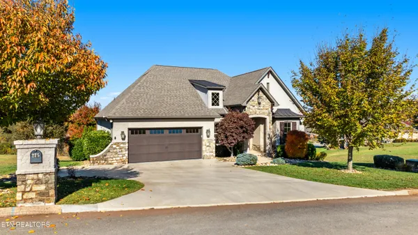 Property Slideshow image 2 of 60 | 275 hummingbird dr, Vonore, TN, 37885