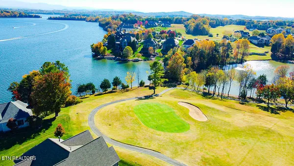 Property Slideshow image 3 of 46 | 170 blue jay ave, Vonore, TN, 37885