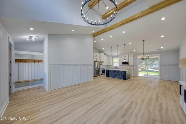 Property Slideshow image 3 of 39 | 113 nuhya way, Loudon, TN, 37774