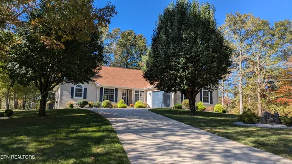 Property Slideshow image 2 of 46 | 610 westchester dr, Crossville, TN, 38558