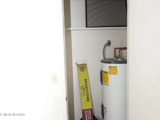 Property Slideshow image 3 of 29 | 119 anglewood dr, Crossville, TN, 38558