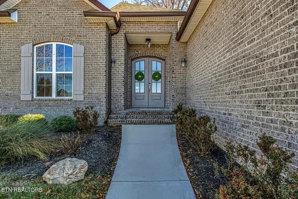 Property Slideshow image 3 of 47 | 101 inagehi way, Loudon, TN, 37774