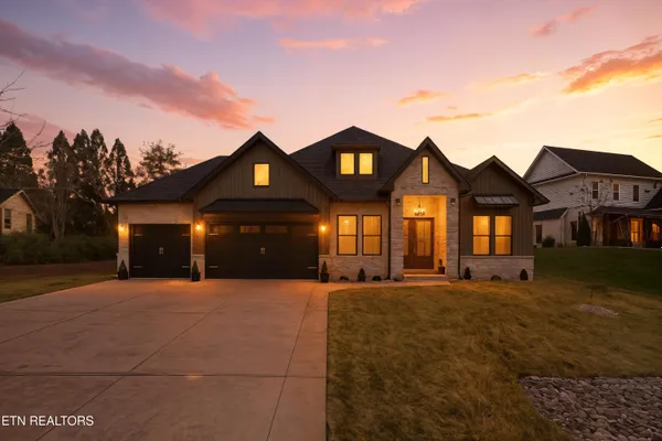 Property Slideshow image 3 of 50 | 120 chuniloti way, Loudon, TN, 37774