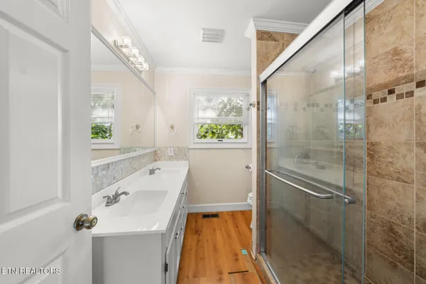 Property Slideshow image 3 of 50 | 129 lisa ln, Crossville, TN, 38558