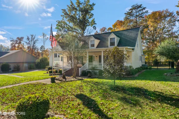 Property Slideshow image 2 of 41 | 416 igoti ln, Loudon, TN, 37774