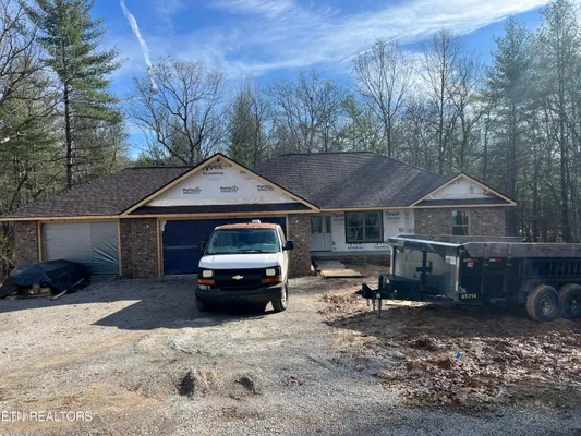 Property Slideshow image 2 of 5 | 183 natchez cir, Crossville, TN, 38558