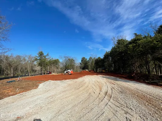 Property Slideshow image 3 of 11 | 500 dudala cir, Loudon, TN, 37774