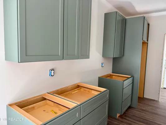 Property Slideshow image 2 of 7 | 102 amherst dr, Crossville, TN, 38558